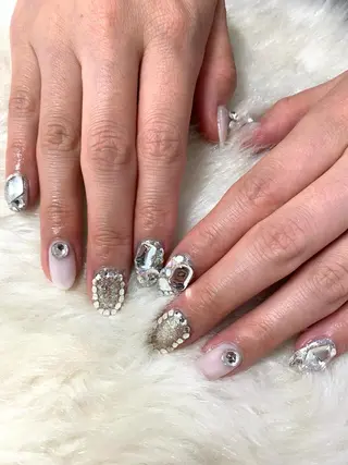 ネイル OOMINE KAORIのネイルデザイン