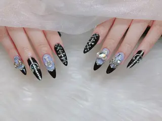 ネイル Piacere所属・Piacere 絵美のネイルデザイン