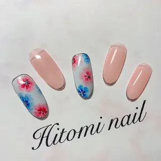 ネイル 大澤 瞳のネイルデザイン