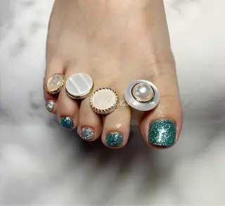 ネイル ネイルサロンNobilityNail所属・風口 麻由子のネイルデザイン