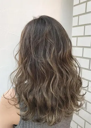 セミロング カラー メンズカット特化柏駅 徒歩3分LOUのヘアスタイル