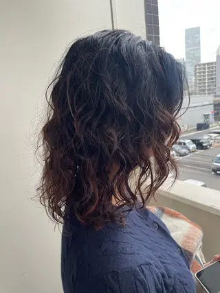 セミロング パーマ Toiro 横浜所属・🎀レイヤー/パーマ カラー/ai🎀のヘアスタイル