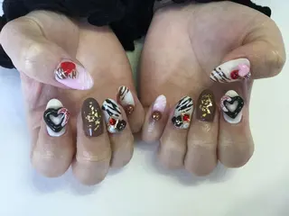 ネイル 💎🐰 saki. m 🐰💎のネイルデザイン