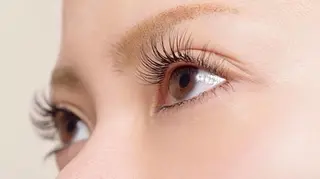 マツエク・マツパ HAIR & MAKE EARTH長崎大村所属・EARTH 長崎大村 kanaのマツエク・マツパデザイン