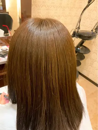 ミディアム カラー 齋藤 若菜のヘアスタイル