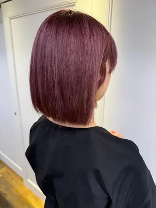 カラー 尾形 なつきのヘアスタイル