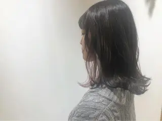 セミロング カラー 江原 彩華のヘアスタイル