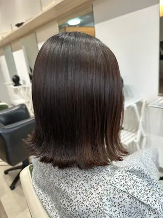 ミディアム 飯泉 春乃のヘアスタイル