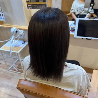 カラー 西邑 心のヘアスタイル