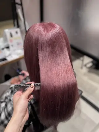 カラー 西原 愛紗のヘアスタイル