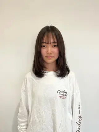セミロング サクマ マナミ🎀のヘアスタイル
