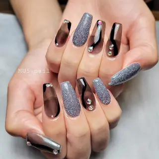 ネイル MU5-nail 金山ネイルサロンのネイルデザイン
