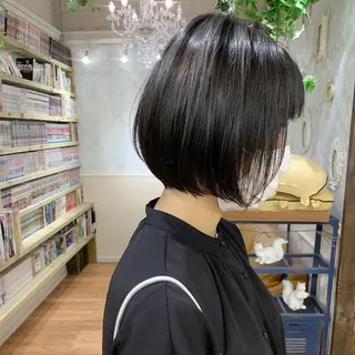 ショート カラー 🌱小顔魅せカット 透明感カラー/泉綺のヘアスタイル