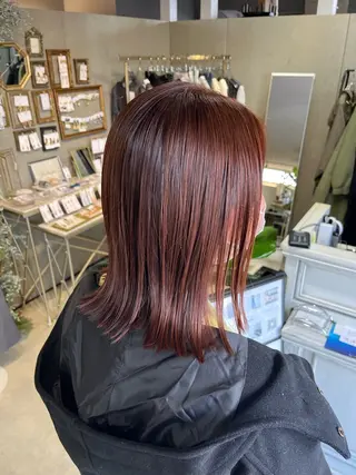 ミディアム yanagisako chihiroのヘアスタイル