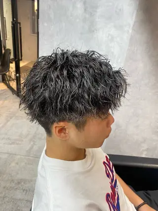 ショート パーマ メンズ ツイストスパイラル/ メンズ特化/中川誠也のヘアスタイル