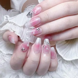 ネイル 🌈Yun nail hyejin💋のネイルデザイン