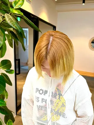 ミディアム カラー ハイトーンカラ ー/小川のヘアスタイル