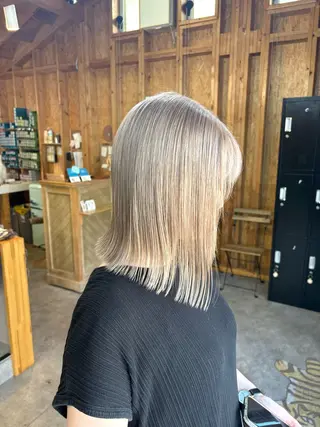 カラー まろみ暖色×ボブ ×chia🕯のヘアスタイル