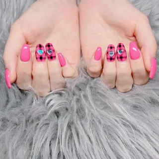 ネイル 個室ネイルサロンDolly  Girl〜ドーリーガール〜所属・DollyGirl KYOKOのネイルデザイン