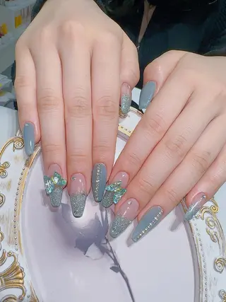 ネイル Queens momoのネイルデザイン