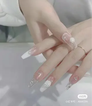 ネイル 内村 ミナのネイルデザイン