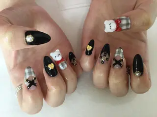 ネイル 💎🐰 saki. m 🐰💎のネイルデザイン