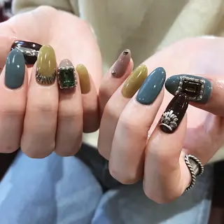 ネイル nail atelier AMBER所属・saori .の眉毛・アイブロウイメージ