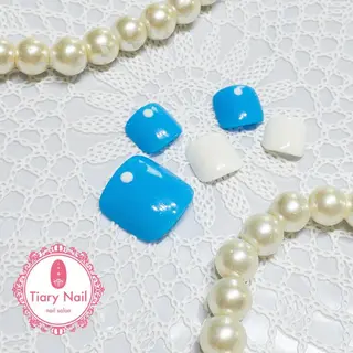 ネイル tiarynail K Kのネイルデザイン