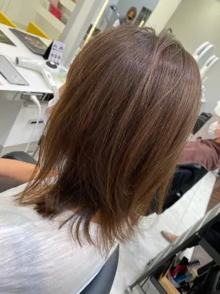 ミディアム 岸 保奈美のヘアスタイル