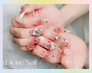 ネイル Dione ネイル専門店のネイルデザイン