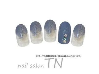 ネイル 矢川 まどかのネイルデザイン