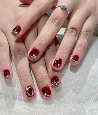 ネイル RAFFINE haru🦋🩵のネイルデザイン