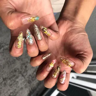 ネイル crestnail所属・小林 束紗のネイルデザイン