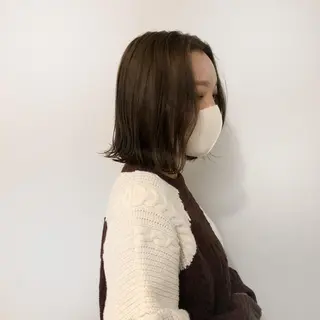 ミディアム カラー 秋山 裕香のヘアスタイル