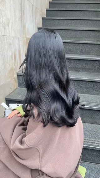 ロング ボブ 🫧Yudai🌈のヘアスタイル