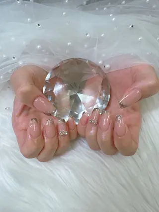 ネイル クイーンズネイル銀座所属・Queeens nailのネイルデザイン