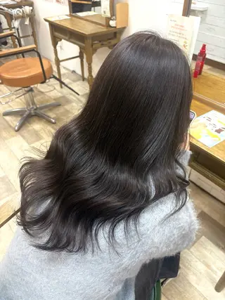 ロング カラー ku-to+ 西口店所属・五津 沙理衣のヘアスタイル