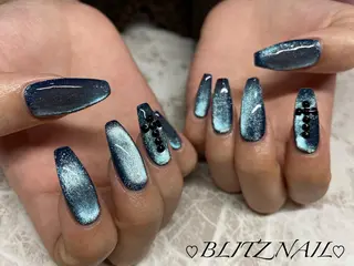 ネイル BLITZ Nail 岩田💅🏻✨のネイルデザイン