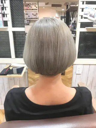 ショート カラー 髪質改善＆艶カラー Zina💋池袋のヘアスタイル