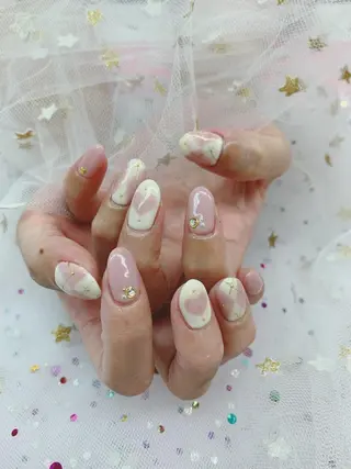 ネイル 🦋ネイルサロン ブラン🌈ゆりのネイルデザイン