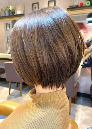 ショート カラー Lond re Maison.原宿のヘアスタイル