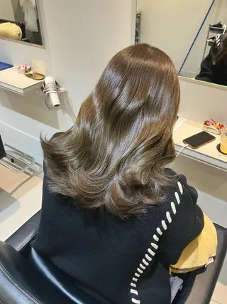 セミロング カラー やましたまゆ 上本町/谷九/カラーのヘアスタイル