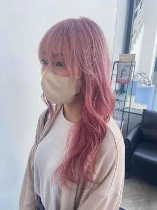 ロング 瀧下 唯のヘアスタイル