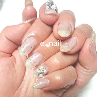 ネイル e.nail所属・和賀井 恵理のネイルデザイン