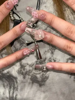 ネイル émure. パラジェル認定サロンのネイルデザイン