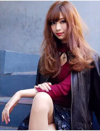 セミロング カラー 西村あきや トレンド韓国ヘアのヘアスタイル