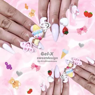 ネイル kirakira omemeのネイルデザイン