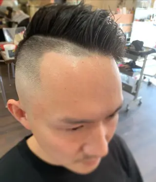 ショート パーマ メンズ 西尾 太郎のヘアスタイル