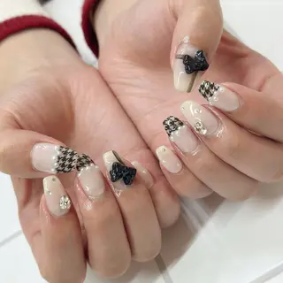 ネイル Elegancia. Hiromiのネイルデザイン
