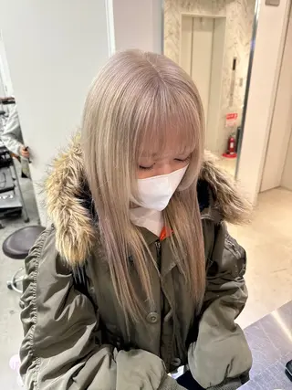 ロング カラー 店長　MANAMI ／ブリーチ／骨格ボブのヘアスタイル